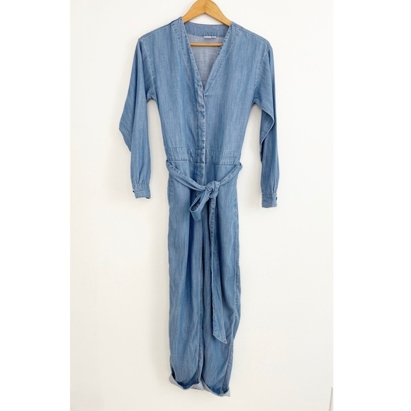 Gap Chambray V-Neck Tie Belt Jean Denim Jumpsuit Size 00 - Picture 3 of 15